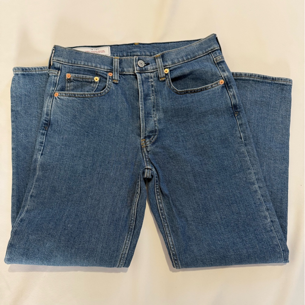 GAP Women's Cheeky Straight High Rise Jeans- Size 28